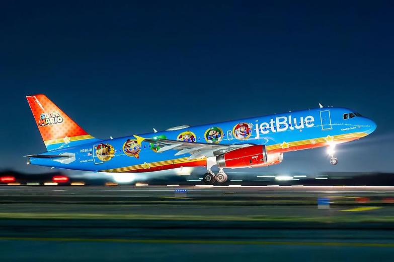 Guerra in Iran, benzina alle stelle e allarme voli negli aeroporti