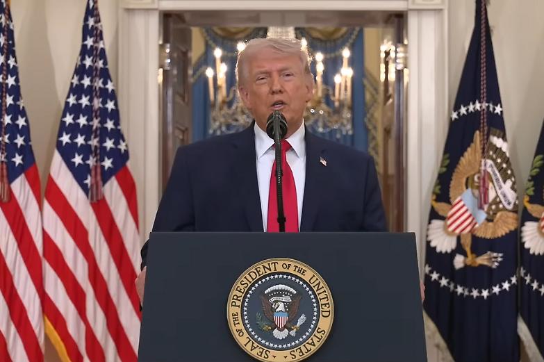 Pilota Usa recuperato, ma Iran e Trump alzano ancora lo scontro