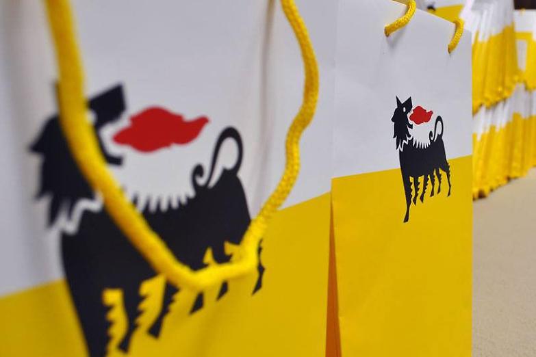 Carburanti ancora su, Eni riduce gli sconti e il diesel sfiora record