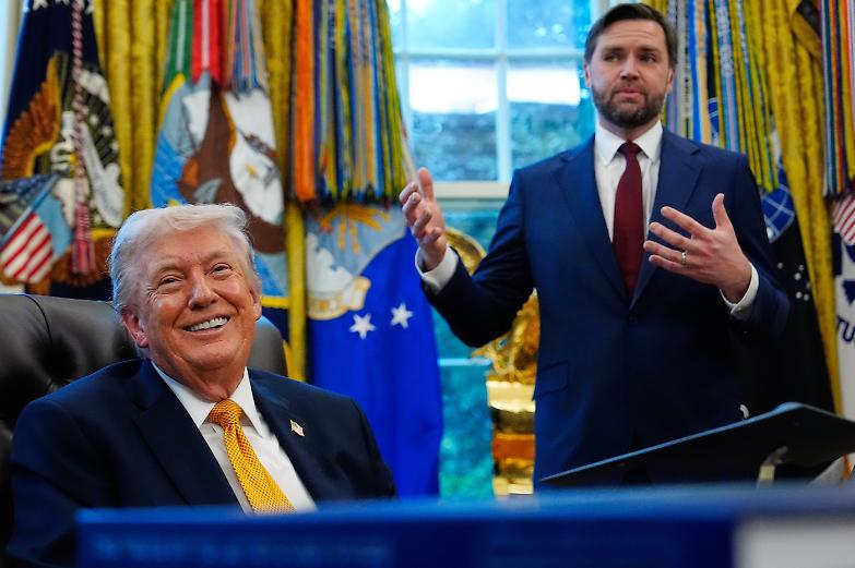 Trump e J.D. Vance, quegli &ldquo;anticristi&rdquo; che sfidano il Papa