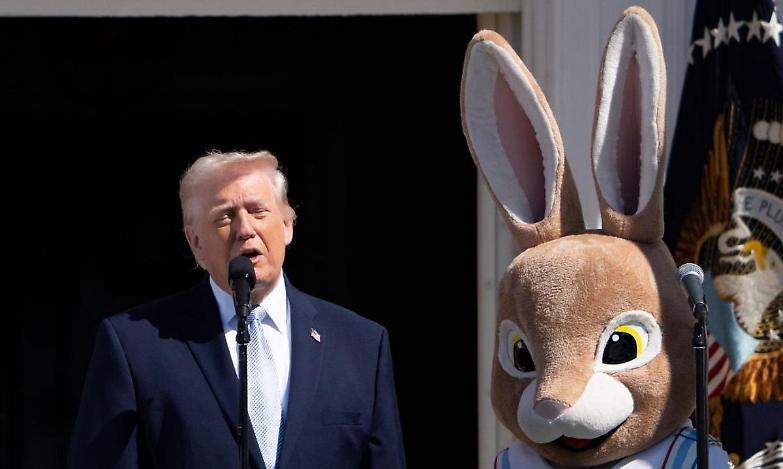 Entra in vigore il blocco di Hormuz, Trump minaccia Teheran e allarma l&rsquo;Europa