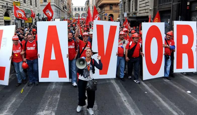 I vescovi come Landini: lavoratori senza diritti. Sud dimenticato