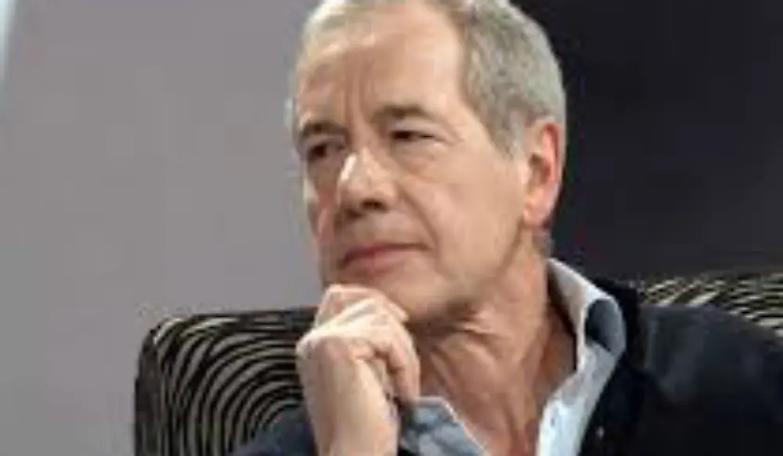 Il Cav si tiene Bertolaso. Salvini e Meloni tirano dritto