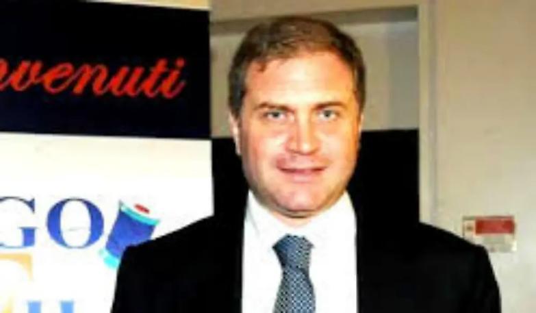 Appalti truccati a Napoli, indagato il presidente del Pd campano