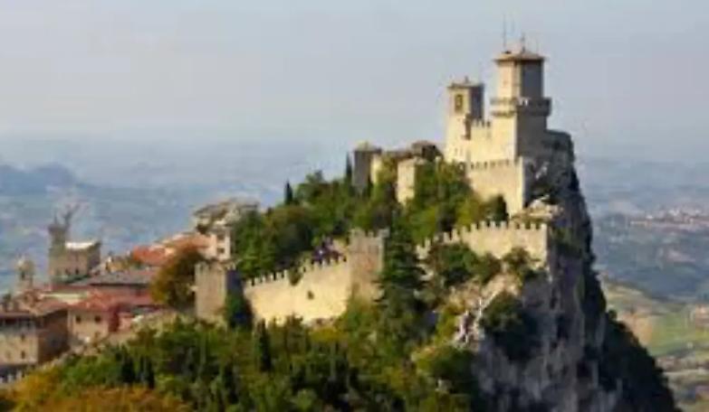 San Marino: &laquo;Basta avvocati in tv, criticano i giudici&raquo;