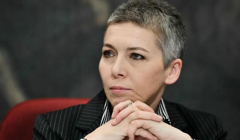 Pivetti: &laquo;La legge &egrave; sacra ma lobiezione &egrave; un diritto&raquo;