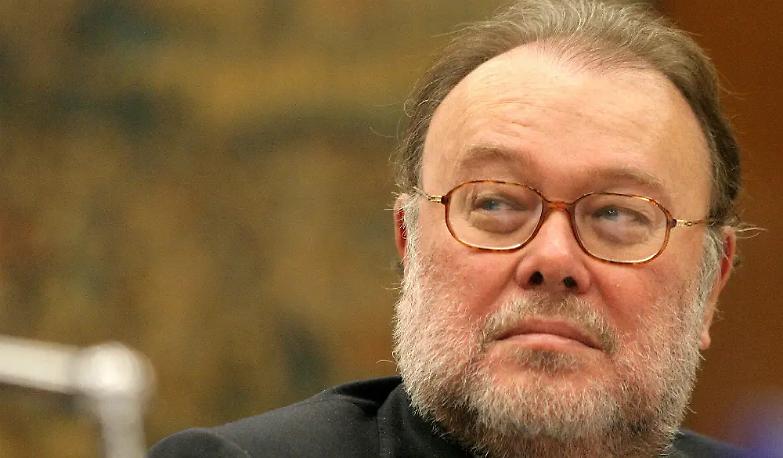 Petruccioli: &laquo;Renzi? Sul referendum mi ricorda lOcchetto della gioiosa macchina da guerra&raquo;