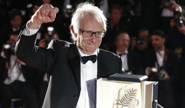 Elogio poetico del pugno chiuso