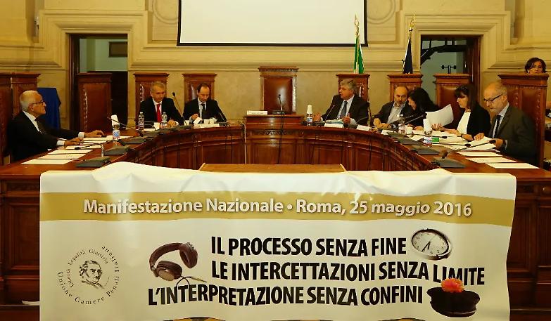 Avvocatura all'attacco: &laquo;La politica deve smetterla di prendere ordini dallAnm&raquo;