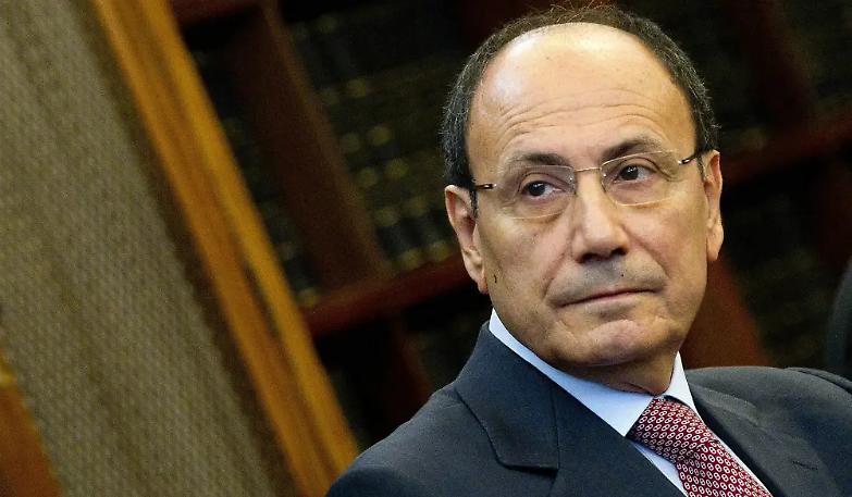 Schifani: &laquo;Via la proposta Casson o ci saranno conseguenze&raquo;