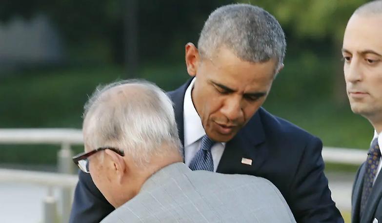 Obama visita Hiroshima, &laquo;Spero in un mondo senza armi nucleari&raquo;