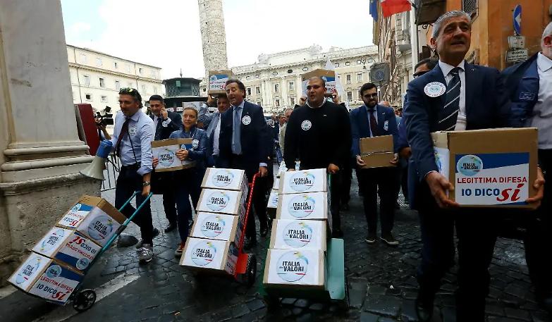 Liberi di sparare: un milione di firme per la legittima difesa