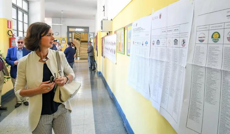 Affluenza delle ore 12: Roma 14,8%, Milano 16,13%, Napoli 16,49%,