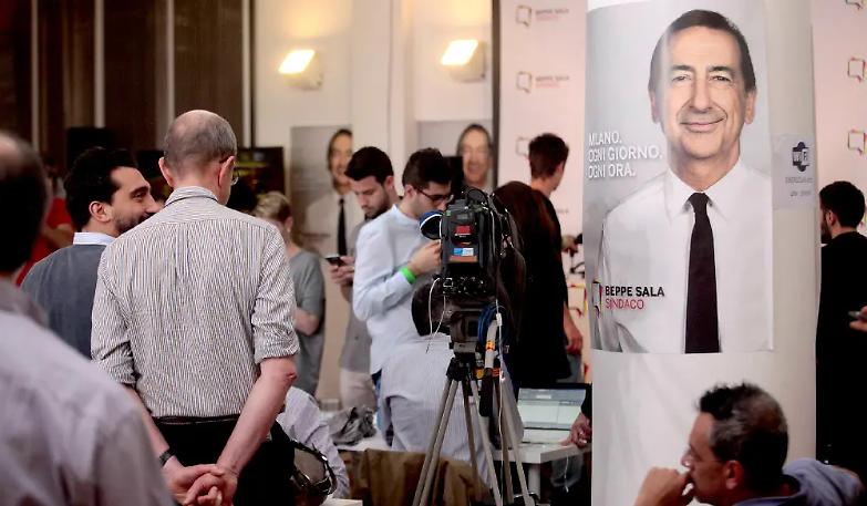 MILANOSar&agrave; ballottaggio Sala-Parisi