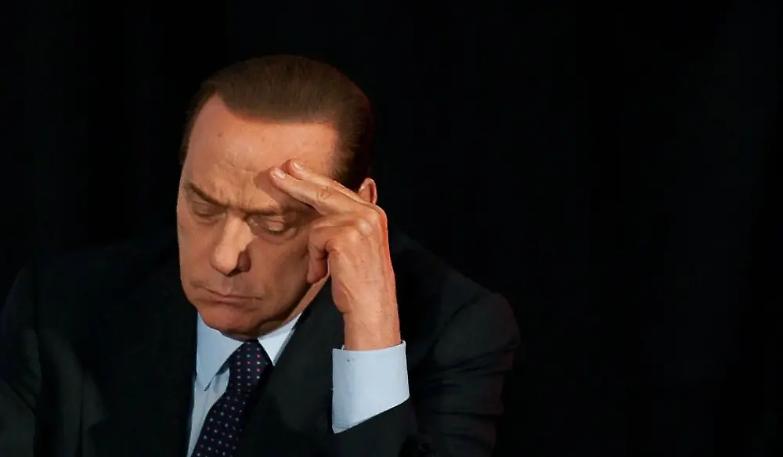 Silvio si affida a Dio, scommette sul ritorno e "nomina" Gianni Letta