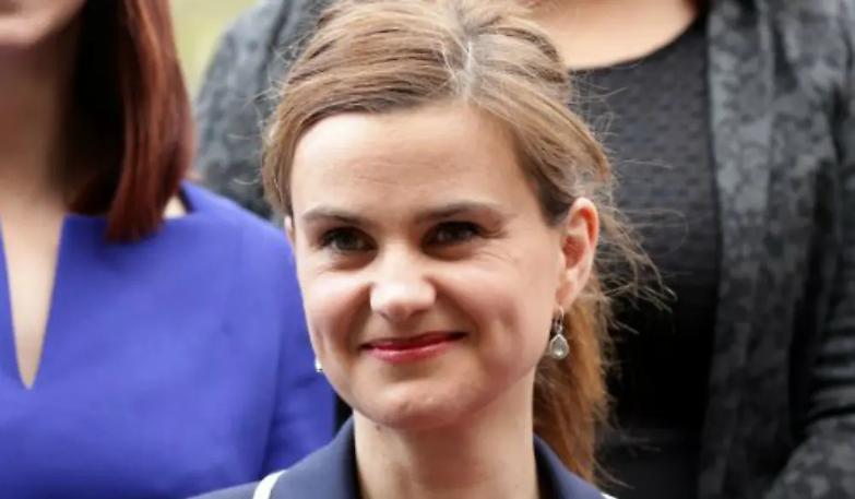 Sangue sulla Brexit deputata labour uccisa in strada