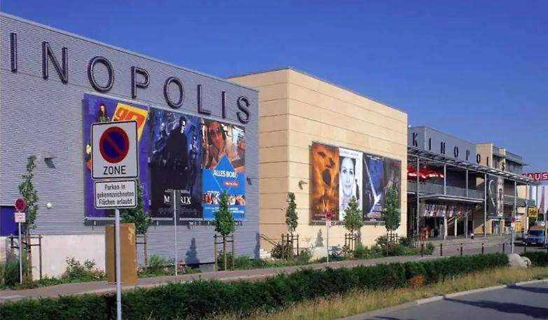 Spara e si barrica in un cinema in Germania, almeno 20 feriti