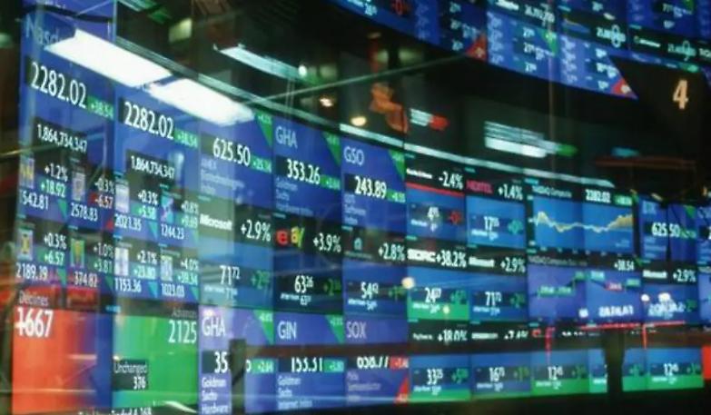 Borse europee, dopo la caduta il rimbalzo