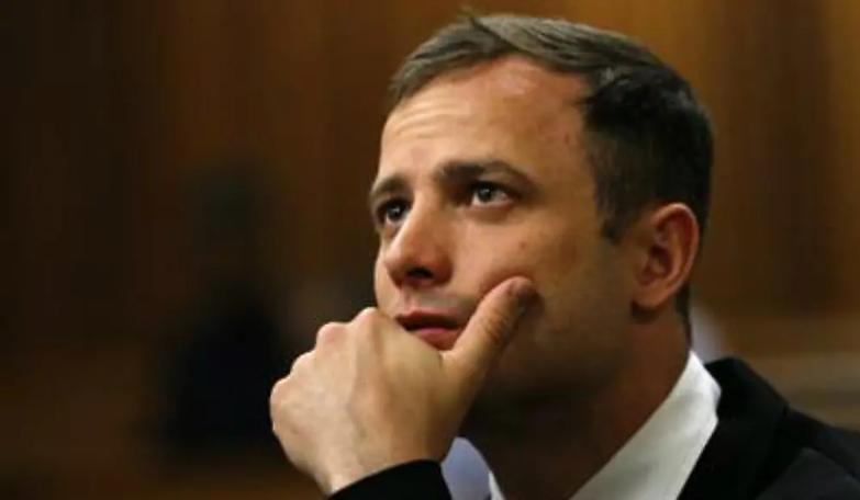 &laquo;E omicidio volontario&raquo;. Sei anni per Pistorius