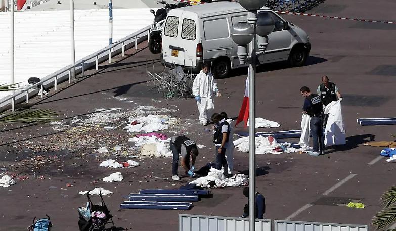 Le leggi speciali di Hollande sono inutili contro il terrore