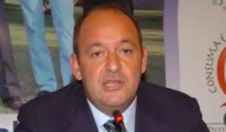 &laquo;Consegnateci il senatore Caridi, fa parte della cupola calabrese&raquo;