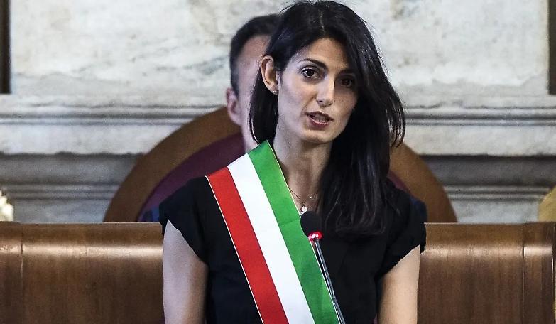 Virginia Raggi indagata per falso in atto pubblico