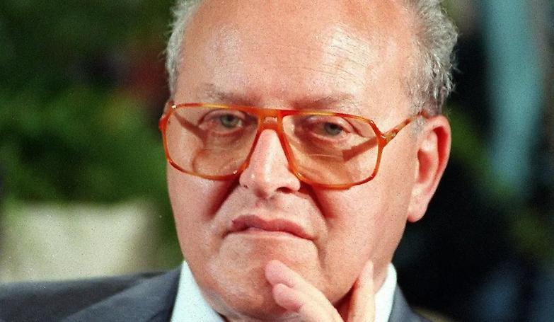 &laquo;Altro che censura: sono l'uomo che ha spogliato le Kessler&raquo;