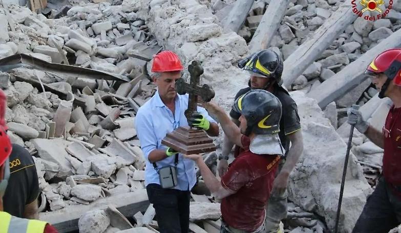 &laquo;I muri della cella si stringevano e noi eravamo in trappola&raquo;