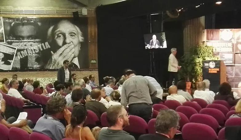 Radicali, al congresso vince la mozione Turco. "Ma non ci sar&agrave; la scissione"