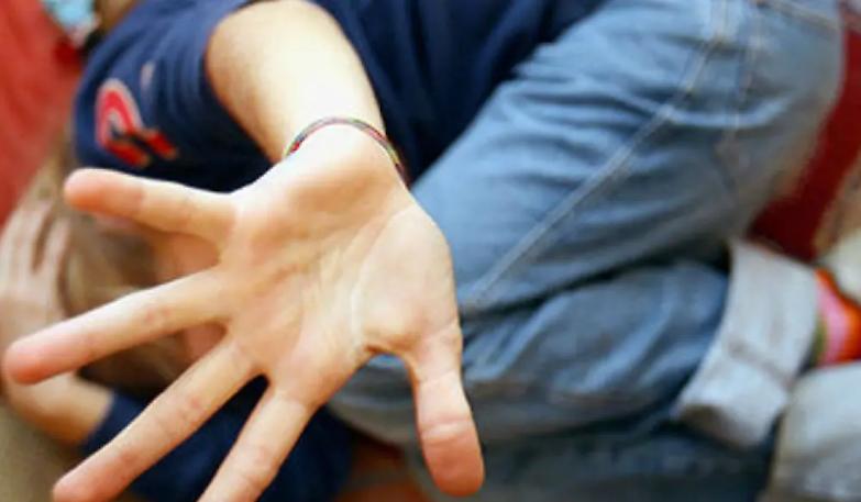 Stupro a Melito, anche la madre sapeva e taceva