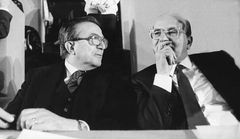 &laquo;Credetemi, non c'&egrave; pi&ugrave; un minuto da perdere&raquo;