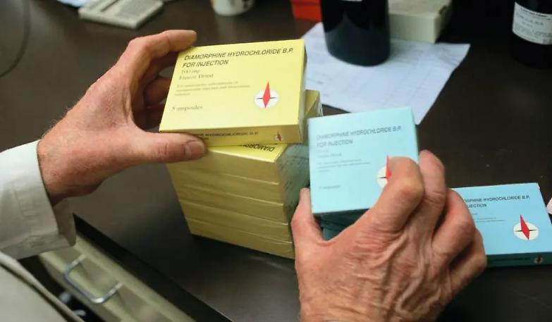 Il Canada legalizza l'eroina a scopo terapeutico