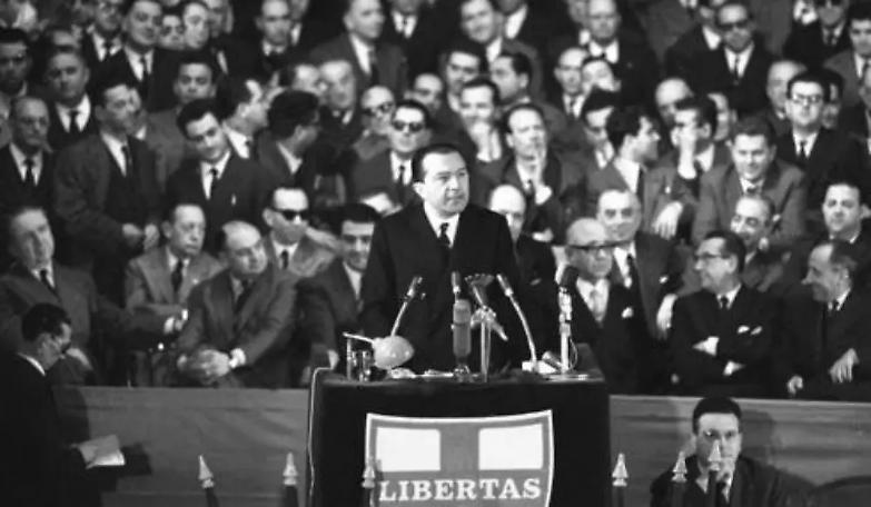 &laquo;Muoio, perch&eacute; cos&igrave; ha deciso il mio partito&raquo;