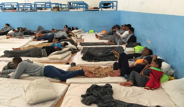 Hotspot, strutture al collasso. A Pozzallo rinchiusi 180 minori