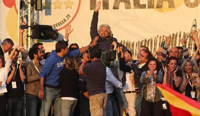 Il ritorno di Grillo. Ma il leader non si fa con i vaffa e gli show