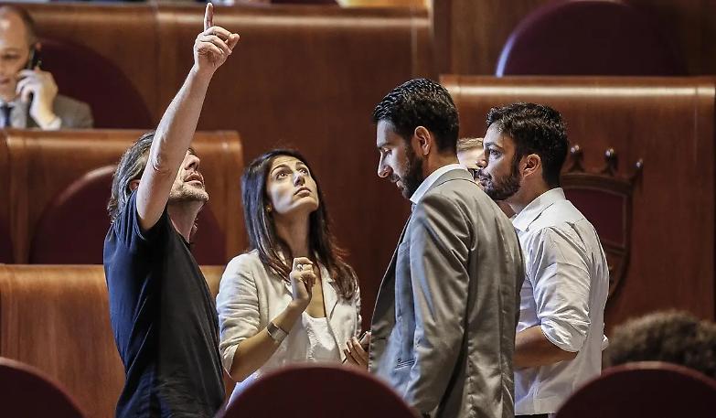 No alle Olimpiadi e conti in rosso