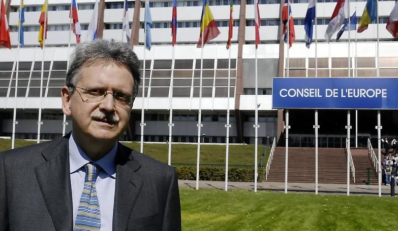 Palma: &laquo;La visita di Renzi rimette le carceri dentro lo Stato&raquo;