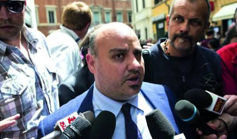 Stumpo: &laquo;Questi renziani sono come Garrincha: conoscono solo una finta&raquo;