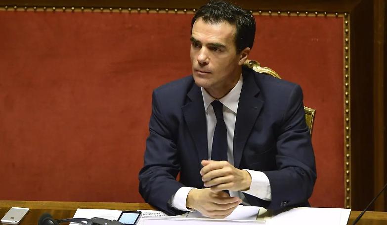 &laquo;C'&egrave; solo un leader: &egrave; Renzi. E poi ci sono io...&raquo;