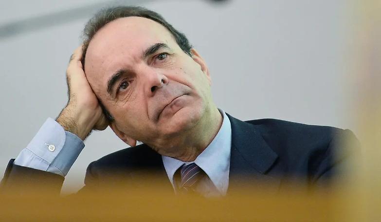 Parisi: &laquo;Silvio dovr&agrave; scegliere tra Salvini e i veri liberali...&raquo;