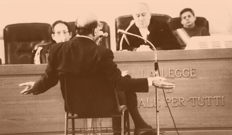 Vi racconto la vera storia del linciaggio a Bettino Craxi