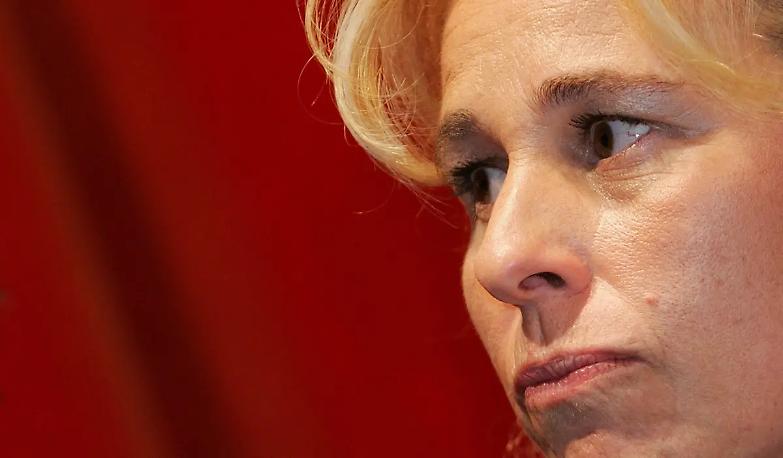 Stefania Craxi: &laquo;Attento, Renzi: se D'Alema ti salva come salv&ograve; pap&agrave;...&raquo;