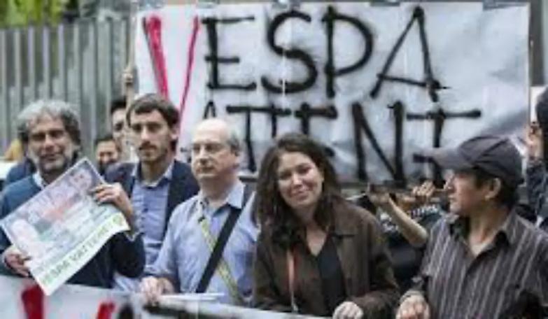 Caso Riina, Guzzanti chiede la testa di Vespa