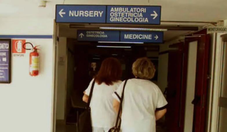 Aborto, il Consiglio d'Europa condanna l'Italia