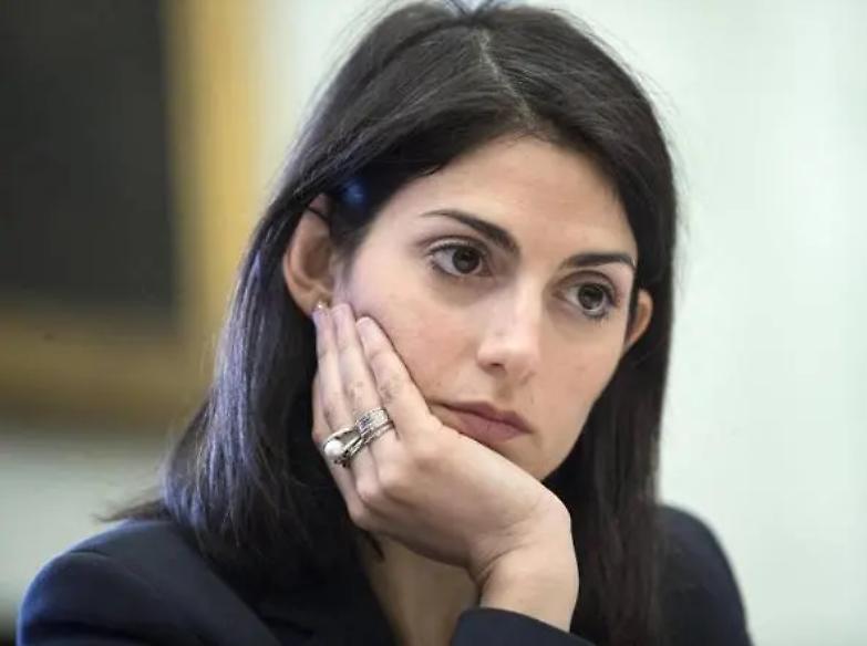 Avviso di garanzia in vista per Virginia Raggi