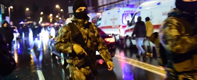 Gasparri sull'attentato di Istanbul: "E' guerra, stato d'emergenza in Italia"