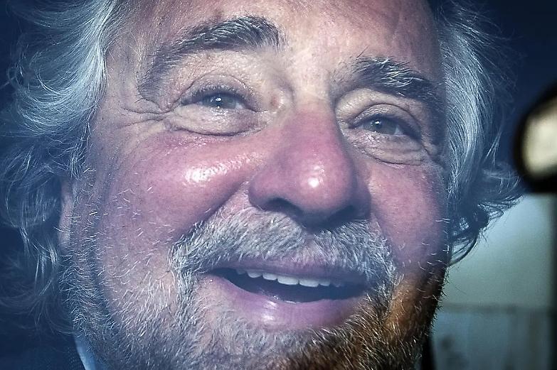 Un avviso di garanzia non &egrave; grave. La svolta di Grillo