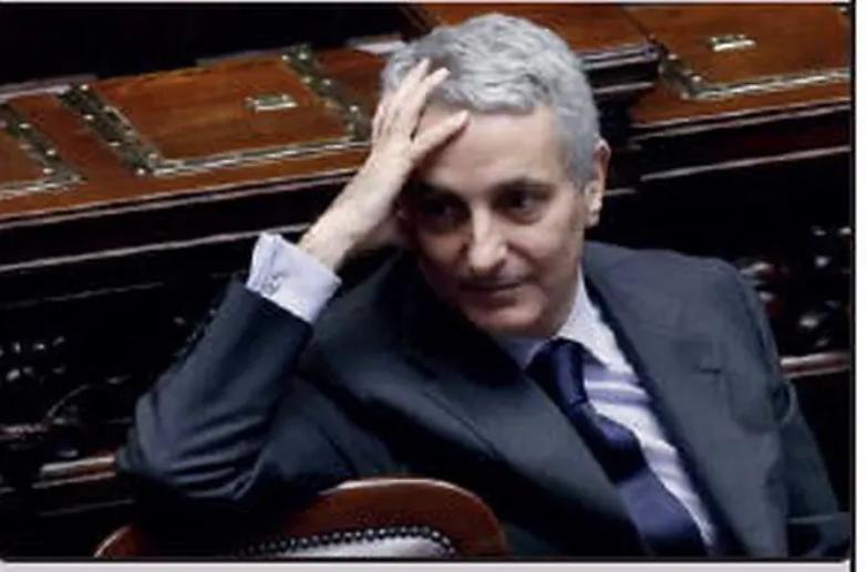 Quagliariello: &laquo;Non &egrave; pi&ugrave; il tempo delle convergenze al centro&raquo;