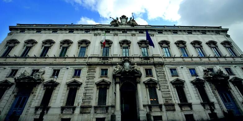 La scure della Consulta su ballottaggio e liste bloccate