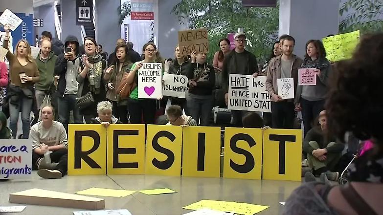 L'Onu scomunica Trump: "Il suo bando illegale e meschino"